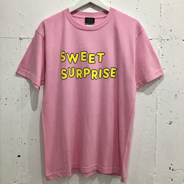 CHRIS & COSEY “Sweet Surprise” T-shirt