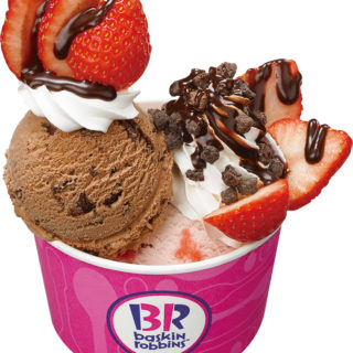 B-R サーティワン アイスクリーム『フレッシュストロベリーサンデー 焼きチョコ & チョコソース』ダブルカップ