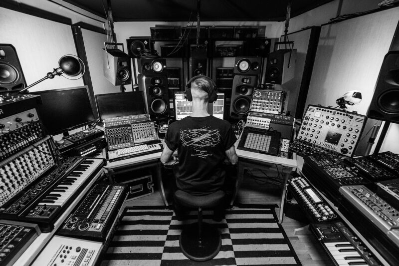 Richie Hawtin + AIAIAI "TMA-2 Studio Wireless+" | Photo ©Jordi Cervera