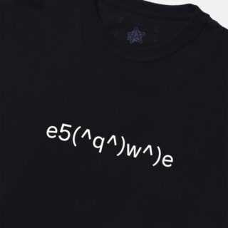 esqwe「T-Shirt」