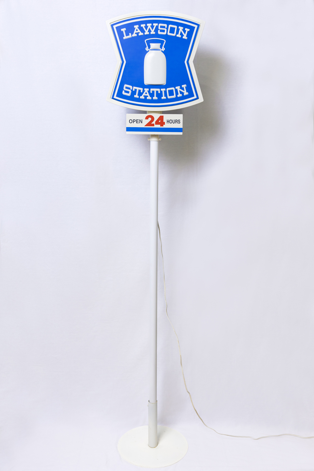 『ローソンライト』 | Photo ©畔柳純子