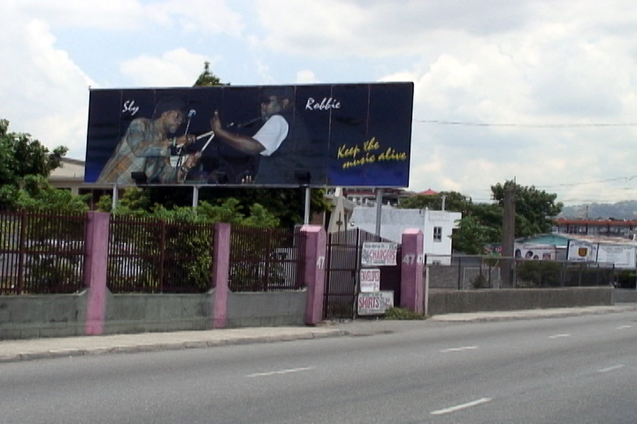 Sly Dunbar + Robbie Shakespeare | Photo ©村尾輝忠