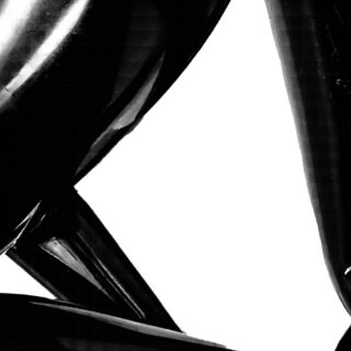 Takashi Makabe 個展 "The Aesthetics of Rubber Wrinkles"